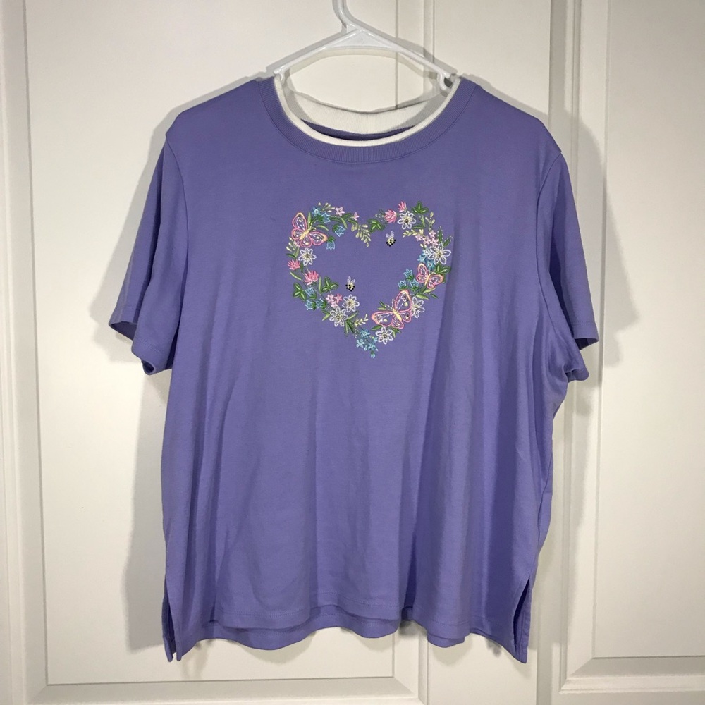 Lavender floral heart embroidered t-shirt with layered look collar